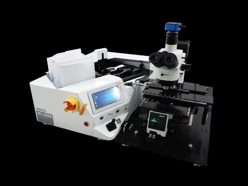 Photography of a fully automatic wafer inspection system Kovis WL-200S